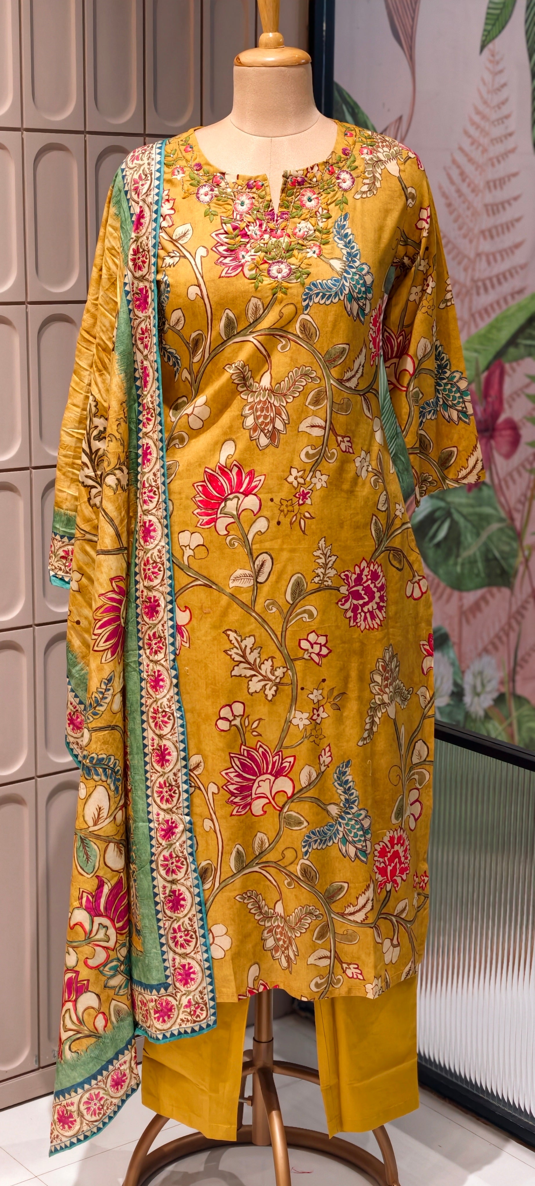 Elegant Floral Printed Butter Soft Cotton Kurta Set with Straight Pants & Printed Dupatta-13879,78