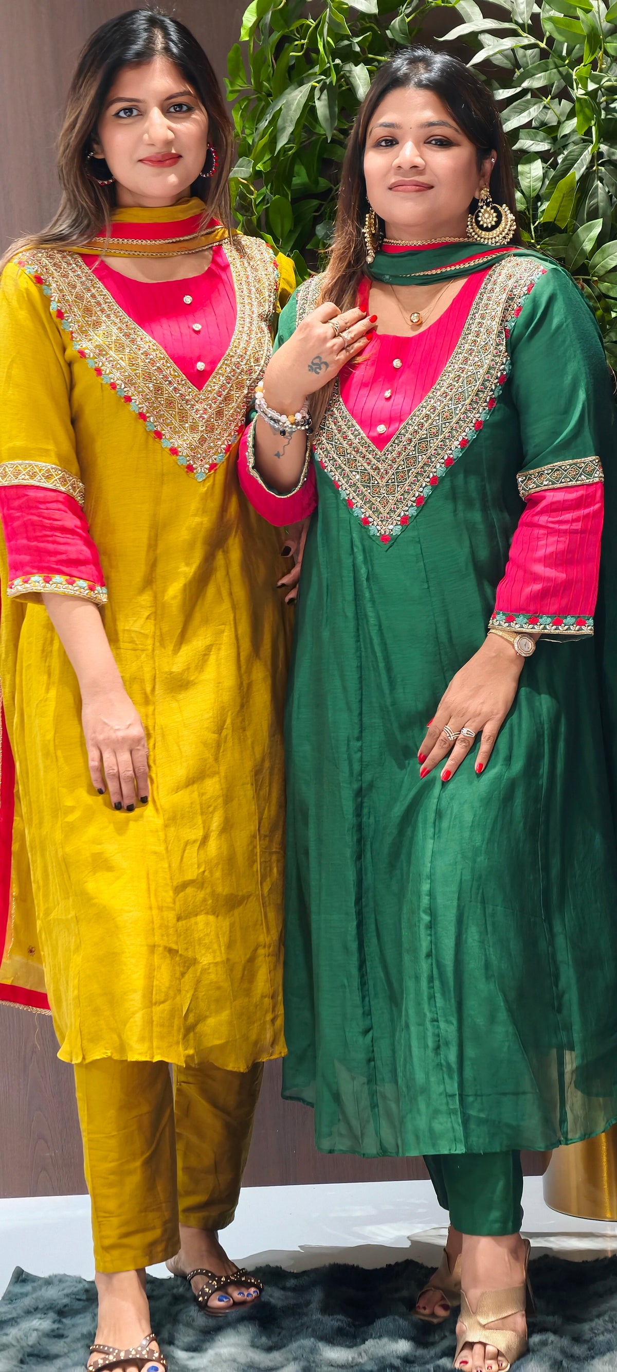 High-End Zardosi Work Contrasted Dual Tone Banarasi Mul-Chanderi A-Line Full Suit Set With Dupatta- 16374